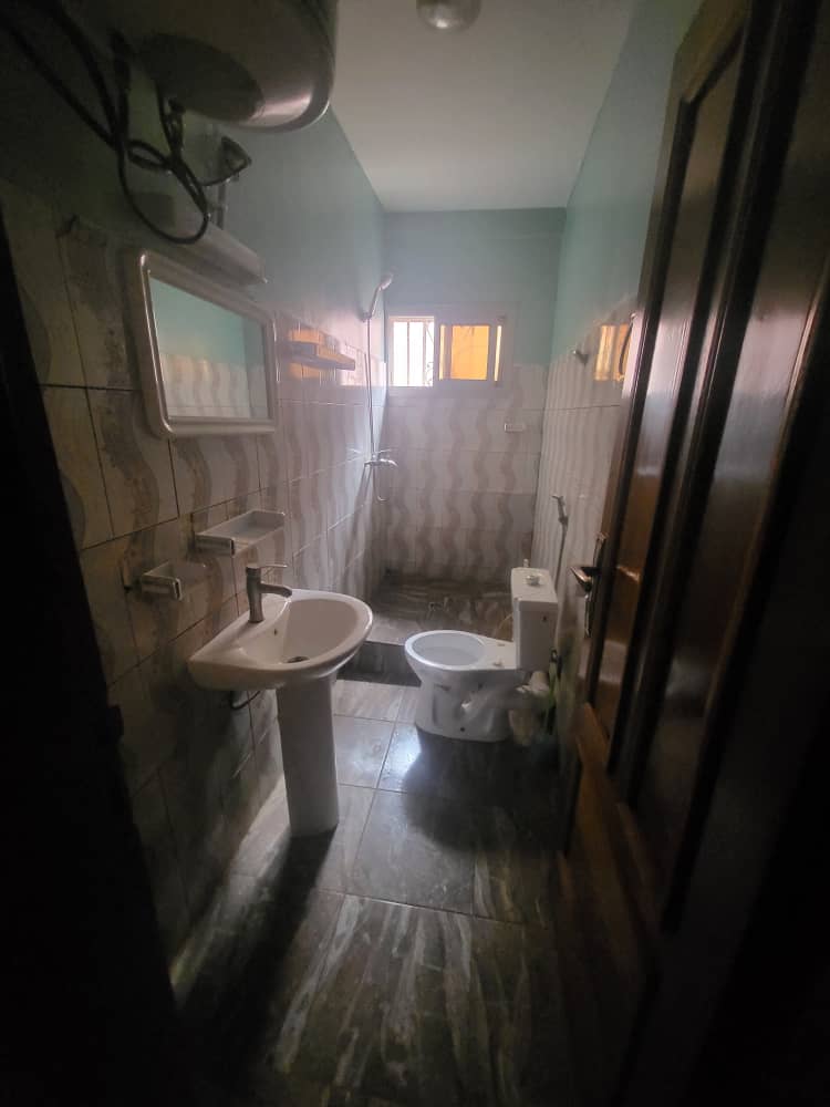 meublé 2 chambres à Bangui – secteur Camp Fidèle / Obrou photo 16