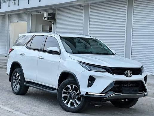 Toyota fortuner