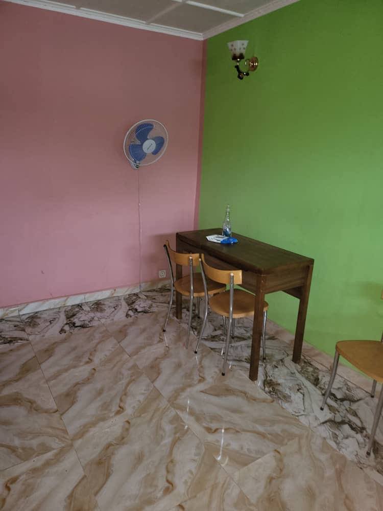Maison 6 Chambres à Cattin – Confort, Espace & Séjour Idéal à Bangui photo 7