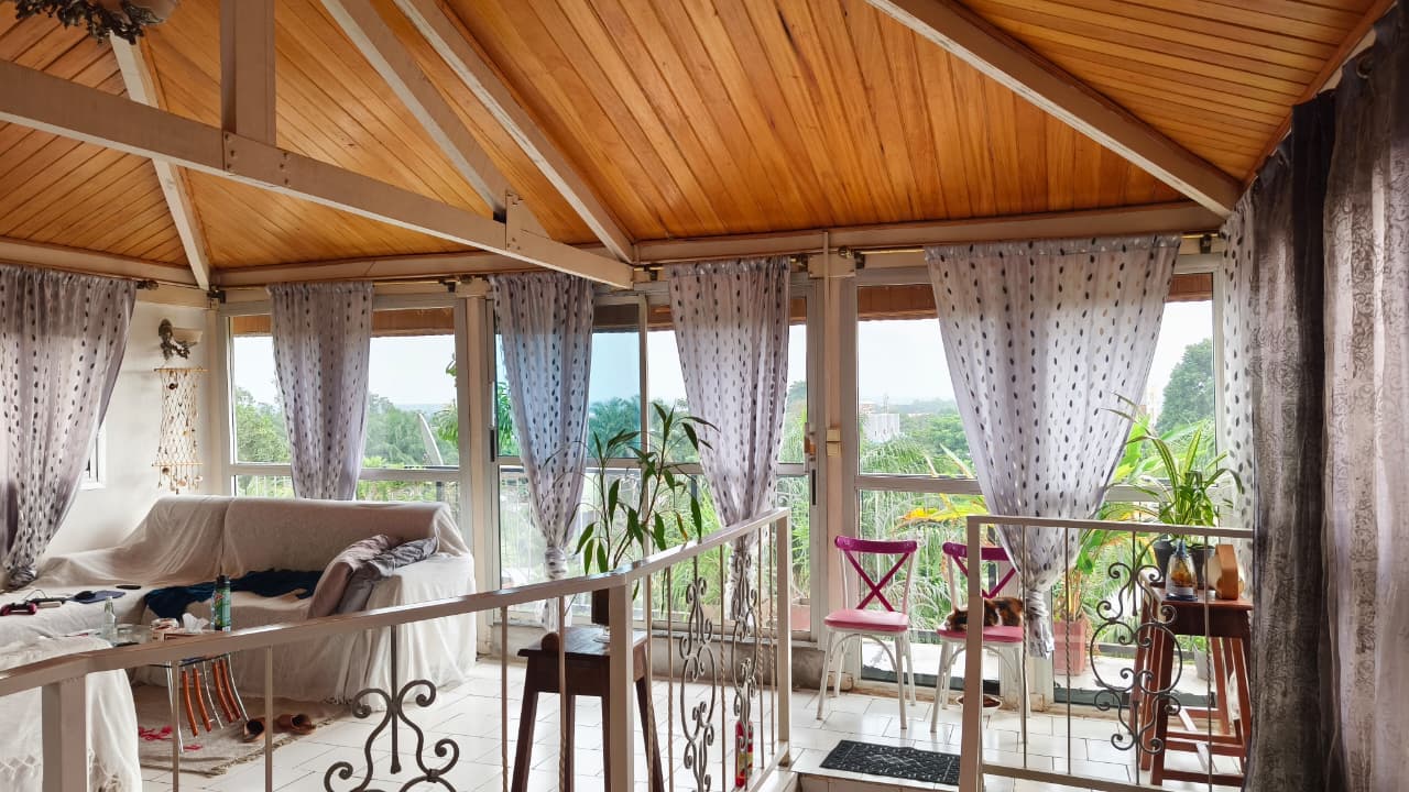 Duplex meublé tout confort avec piscine au centre-ville de Bangui photo 14