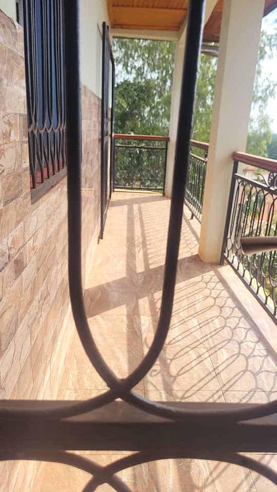 Jolie appartement derriere les tribunes photo 17