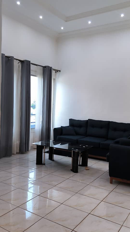Location Saisonnière – Appartement Meublé de Qualité à Bangui photo 3