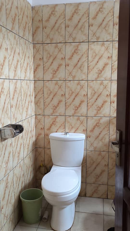 Location Saisonnière – Appartement Meublé de Qualité à Bangui photo 6