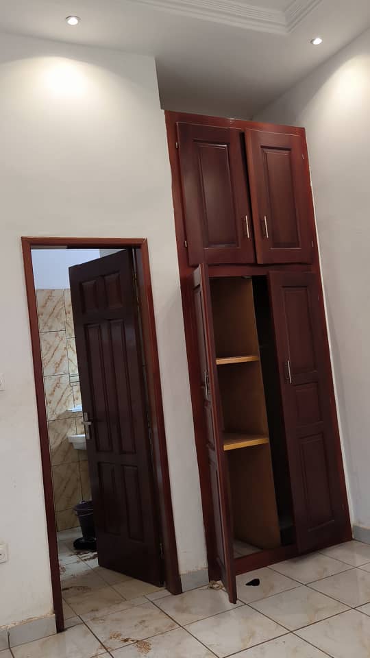 Location Saisonnière – Appartement Meublé de Qualité à Bangui photo 10