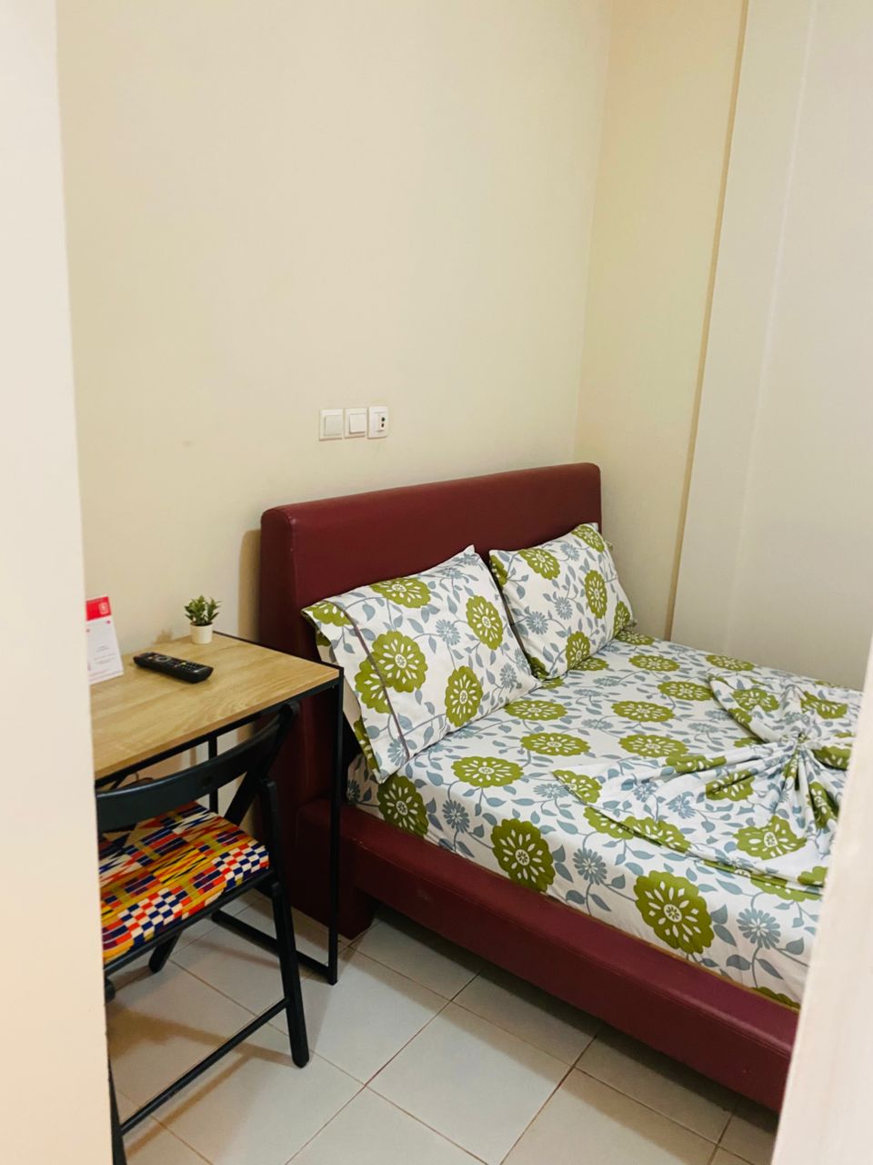 Chambre 2 – Espace et Confort au Rez-de-Chaussée photo 2