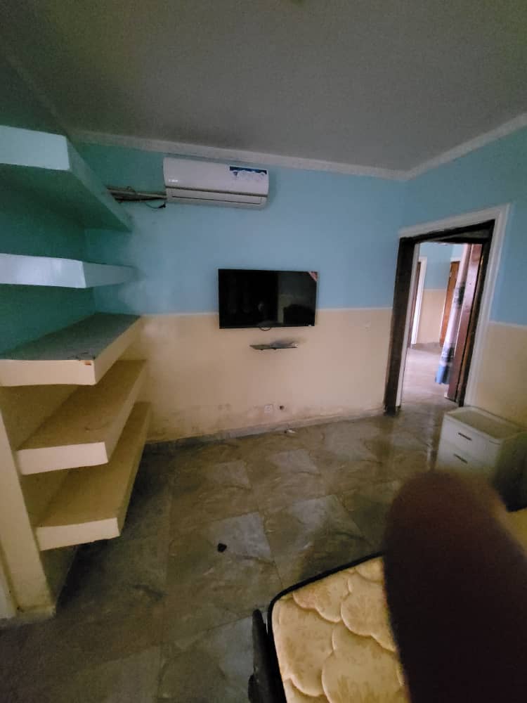 Appartement moderne 2 chambres à Lakouanga – Bangui | Confort, sécurité et emplacement idéal Découvrez ce photo 5