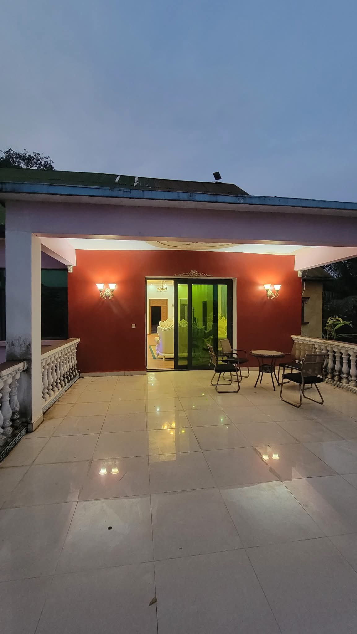 Villa de très haut standing avec piscine et vue sur le fleuve Oubangui photo 8