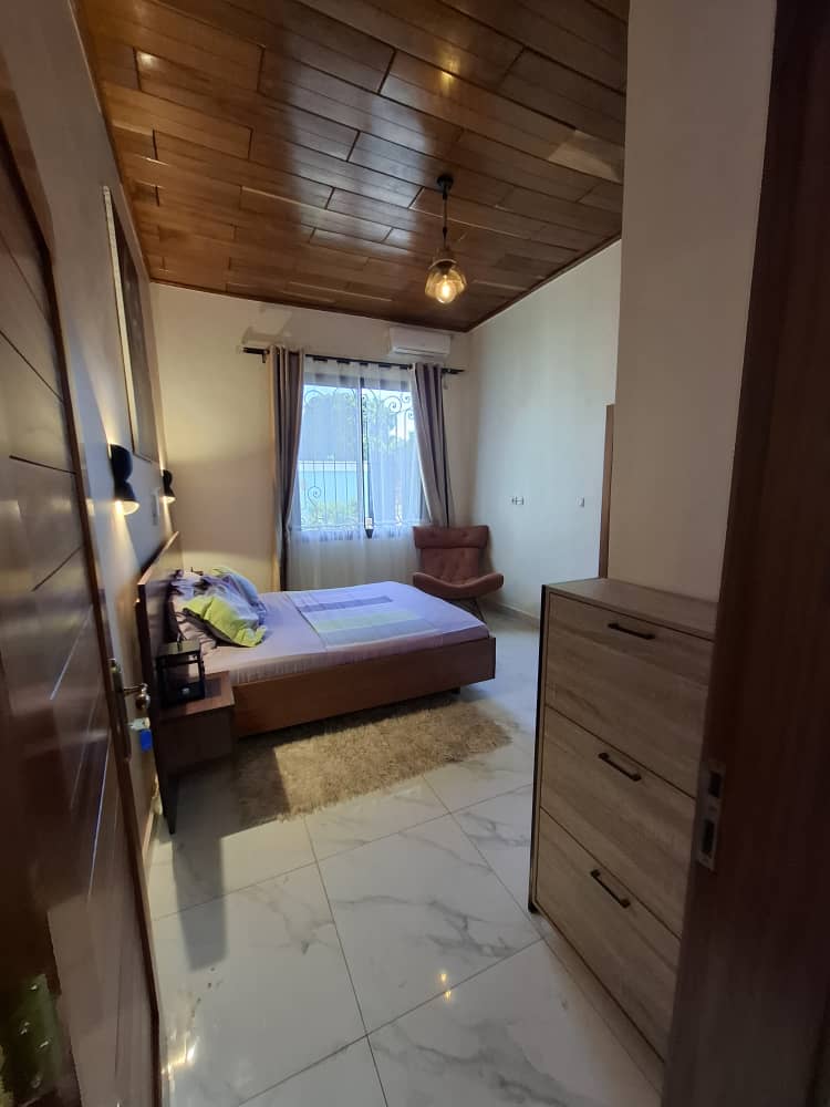 Villa de Prestige avec Piscine à Sica 2 – Bangui photo 17